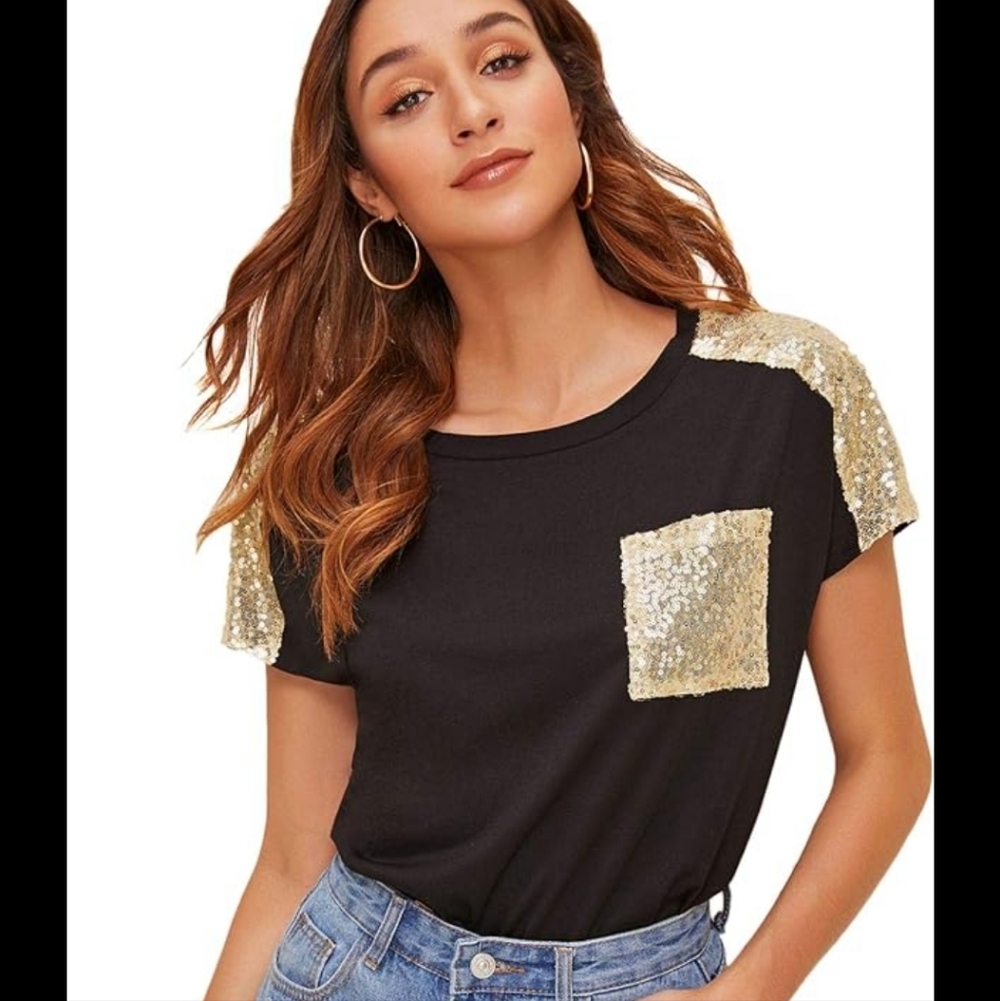 POL Black Tee with Gold Sequin Accents Size Large